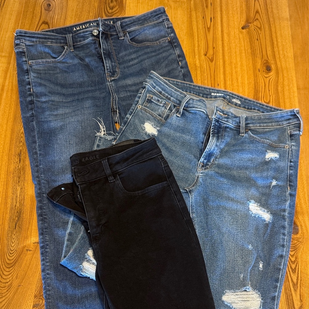 American Eagle Outfitters Women’s Skinny Jeans - Dark Blue, Light Blue & Black